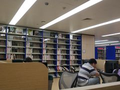 -杭州滨江区图书馆科技分馆