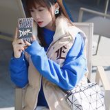 OOTD｜当冬天的咖啡☕️与克莱因蓝相遇⋯