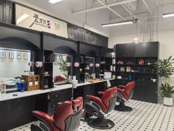 点击看大图 -老男孩男士理容馆·理发·烫染·修面