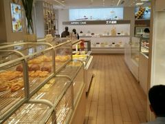 -好利来(靖江路店)