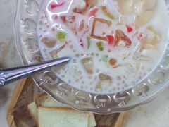 帕露达-啰啰冰屋(景洪总店)
