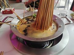 -钢管厂五区小郡肝串串香(奥克斯广场锦城万达店)