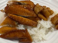 玫瑰豉油鸡饭-裕记烧腊连锁餐饮(国商分店)
