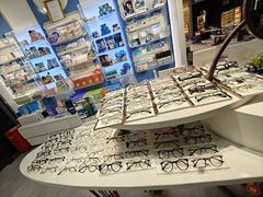 -一代眼镜·蔡司配镜(浦东大拇指广场店)
