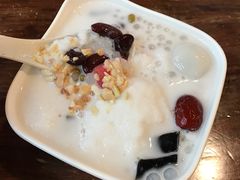 -海口骑楼小吃街