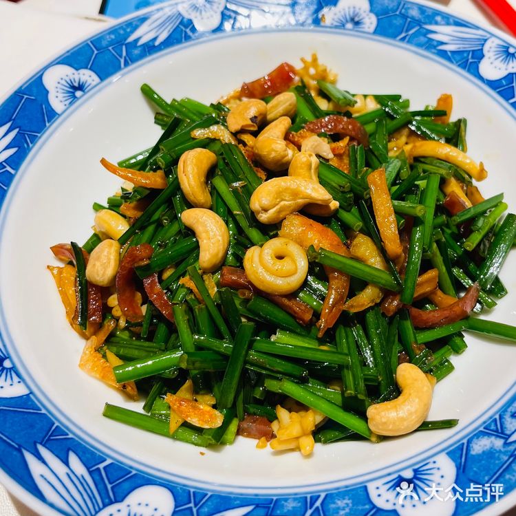 喜庆感十足的海云陈记