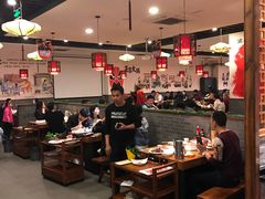 大堂-渝都辣夫重庆老火锅(华新店)