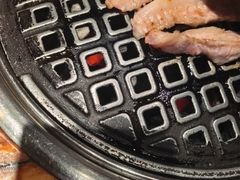 -唯成•韩国炭火烤肉 유성고기