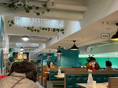 大堂-东鑫记港式茶餐厅(南京东路店)
