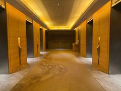 -重庆解放碑威斯汀酒店