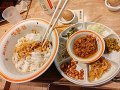 -小满手工粉(上海新世界城店)