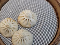 传统猪肉灌汤包-草包包子铺(宽厚里店)