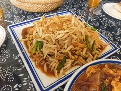 -八两八金·莱芜特色炒鸡(市南漳浦路店)