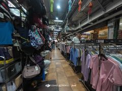 -瓦洛洛传统市场