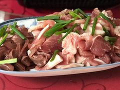 -香猪美食(中心店)
