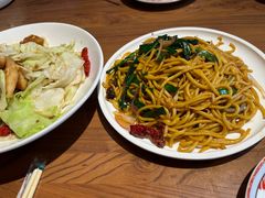 -天山集市(和家乐广场店)