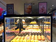 面包甜点陈列柜-LELECHA乐乐茶(上海五角场万达广场店)