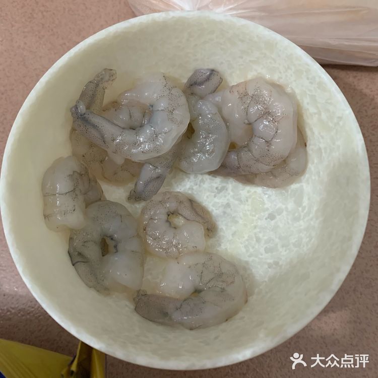 酸酸甜甜的番茄虾仁红烧牛肉面