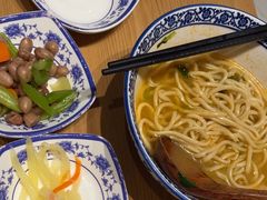 -舌尖尖·兰州牛肉面(浦东机场店)