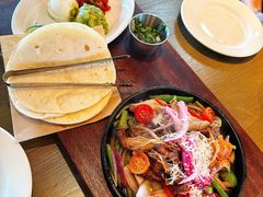 -Chili's Cafe&Bar奇利斯(滨江店)