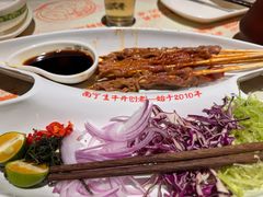 -威记烧嘢·南宁烧烤·超级生牛(绿地店)