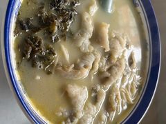 招牌黄鱼面-明呈黄鱼面馆(斜土路店)