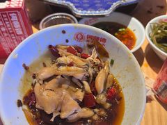 -何师傅美蛙鱼头(汉街店)