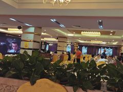 -御满江海鲜酒家(洛溪新城店)
