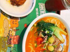 -蒙自源米线大王(东站店)