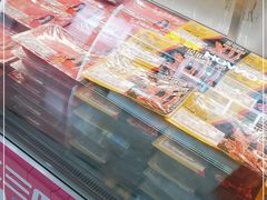 -周黑鸭(北京海淀区新中关店)