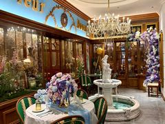 -秘密旅行Bonjour(黑金冠 江南西店)