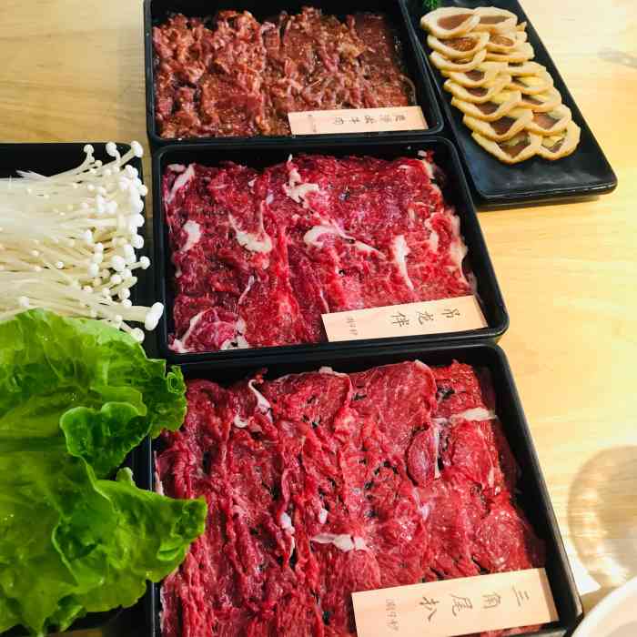 大丰收·潮牛(集美银泰百货店)-"美岁一周年庆商家都大力促销,反正哪