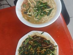 -三百碗宝应长鱼面(板仓街店)