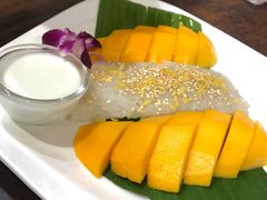 -Dang restaurant (patong phuket)