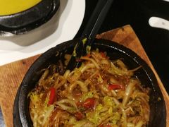 -河畔春天时尚餐厅