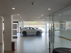 -北京中升宝辉宝马4S店