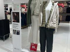 -优衣库(上海正大广场店)