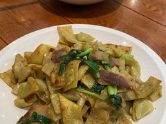 -黄泥岗·地道湖北菜(奥特莱斯店)