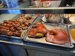 -明姨仔潮汕美食·碳炉猪脚·汕尾牛腩饭·起片鸡煲(起义路店)