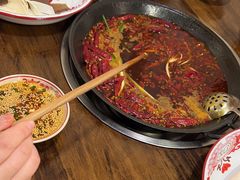 -馋虫重庆火锅(玉林南街店)