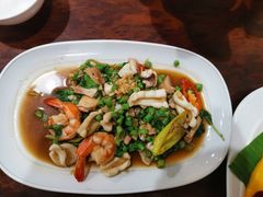 -Dang restaurant (patong phuket)