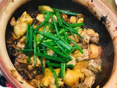沙姜焗鸡煲-大唐靓汤江门私房菜(景田店)