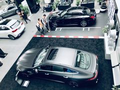 -上海星瀚奔驰4S店(红柳路店)