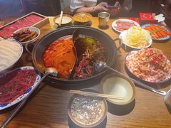 -萍姐火锅·公路夜市(武汉首店)