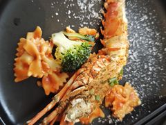 -蜈支洲岛珊瑚酒店临海阁中餐厅