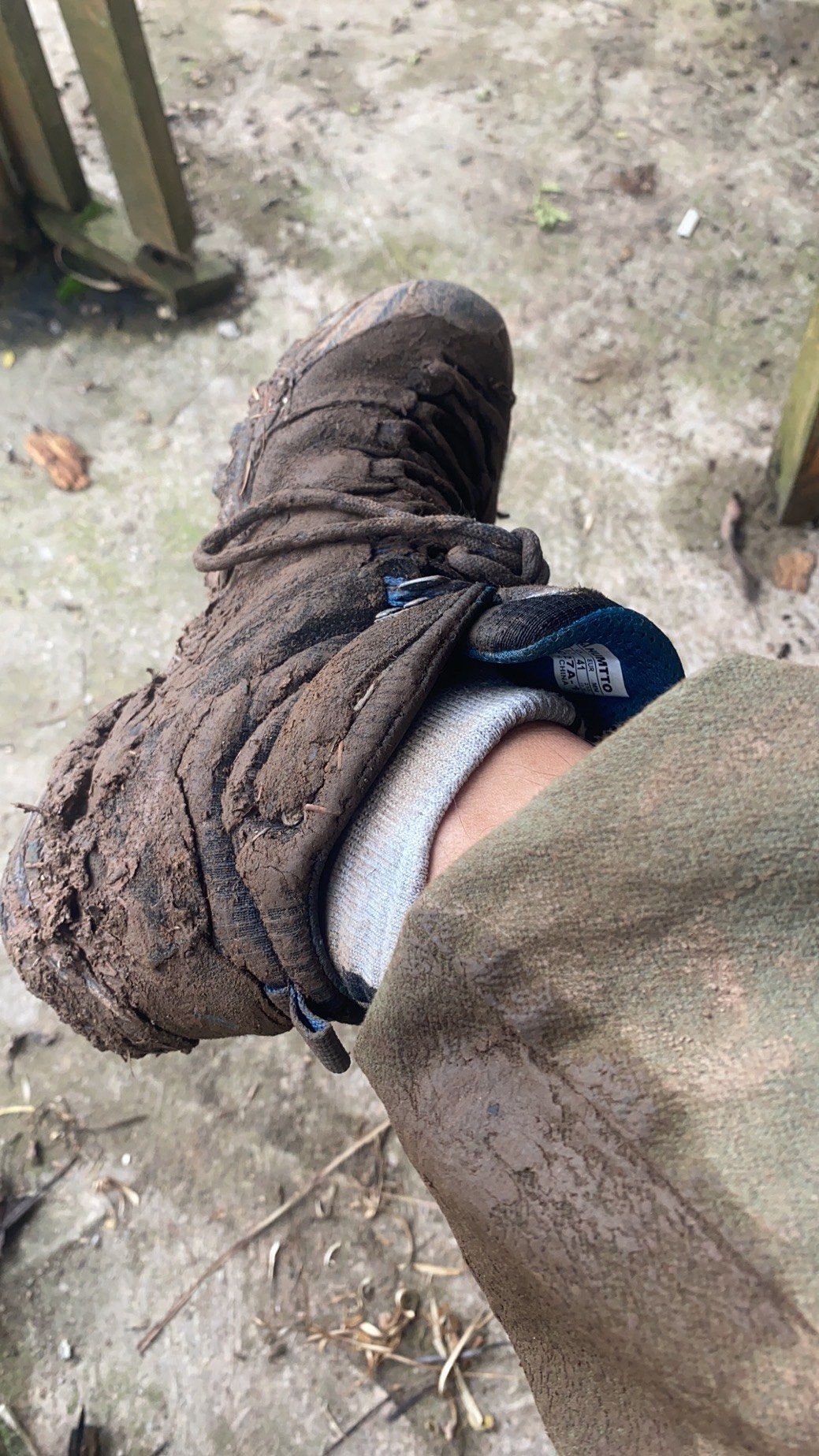 重装旅行夜爬崇州金凤山大环线玩泥巴迷路之旅