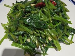炝炒红薯叶-百花人家(门城水岸店)