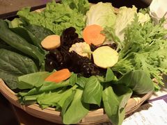 -尚尚仙·酸汤猪手·猪肚鸡火锅(华联万柳购物中心店)