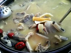 -龙桥私厨·姜花菊花过桥鱼·顺德菜(容桂店)