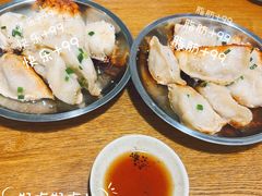 -黄阿姨锅贴大王(万航渡路店)